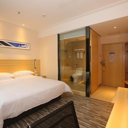 City Comfort Inn Yongtai Subway Station Гуанджоу Екстериор снимка