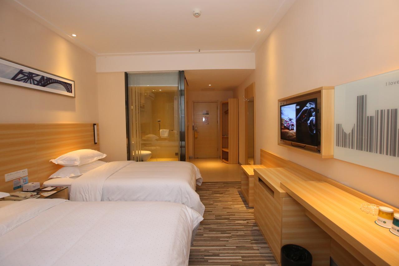 City Comfort Inn Yongtai Subway Station Гуанджоу Екстериор снимка
